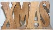 Schriftzug XMAS aus Holz